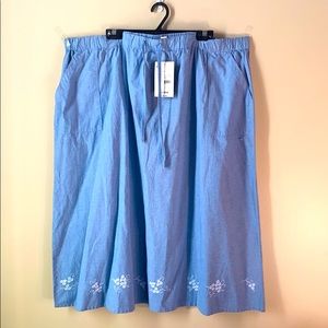 Woman’s Blue Chambray Skirt size 24-26W